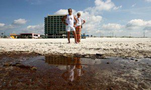 Alabama beachfront mired in oil